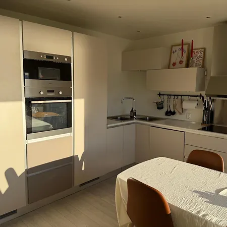 Modern And With A View Appartamento Ålesund