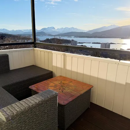 Apartament Modern And With A View *