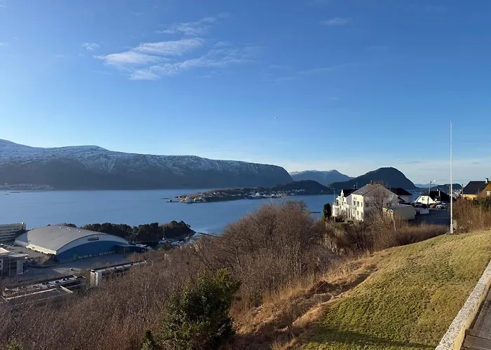 Modern And With A View *